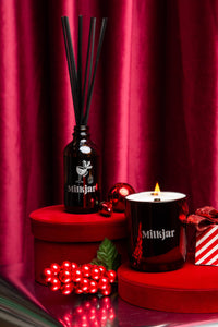 The Holly Diffuser - Cranberry, Clove & Pine