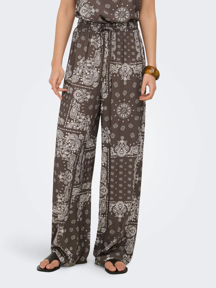 The Kavi Wide Leg Pants