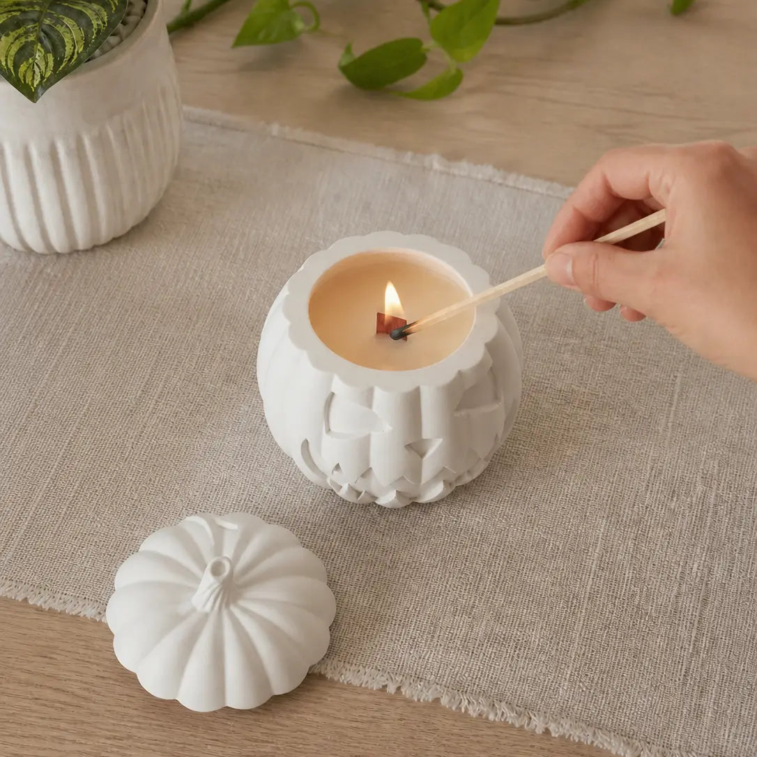 The Pumpkin Hollow Soy Candle