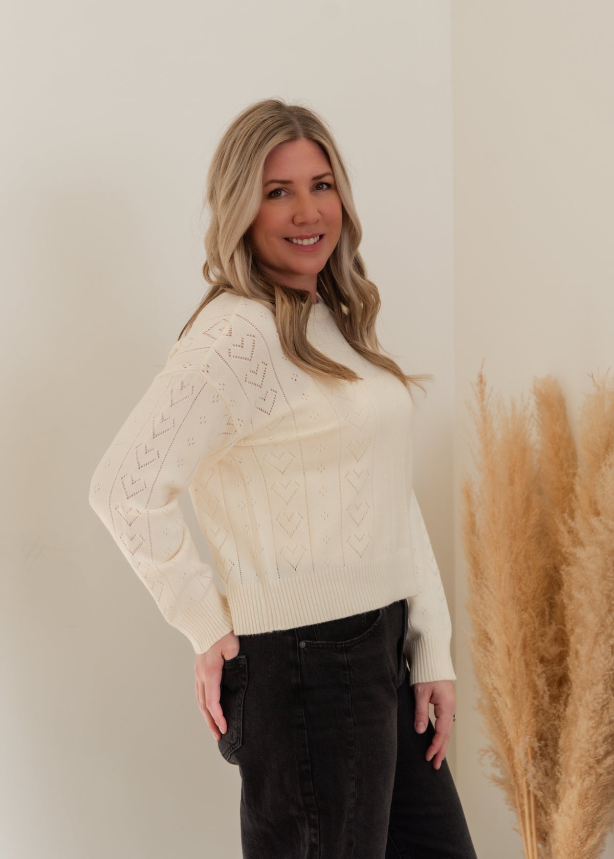 The Isa Life O-Neck Sweater