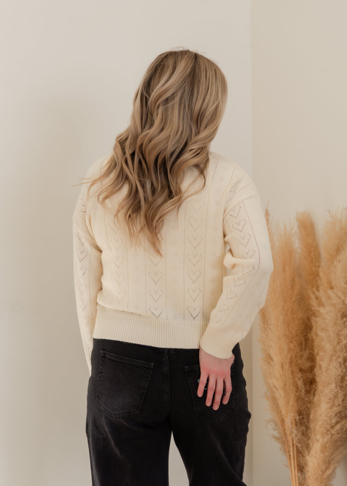 The Isa Life O-Neck Sweater