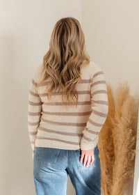 The Doffy Embroidery Pullover