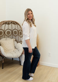 The Linn Button Up