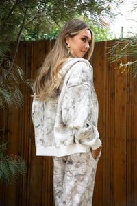 The Avery Camo Zip-Up