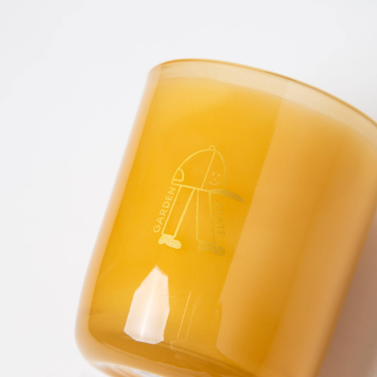 The Garden State Candle - Cedar & Cassis