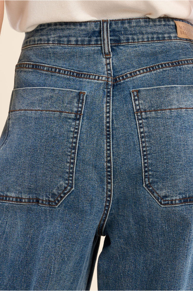 The Bryer Barrel Jean