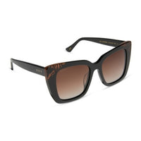 The DIFF Lizzy Sunglasses