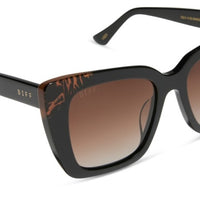 The DIFF Lizzy Sunglasses