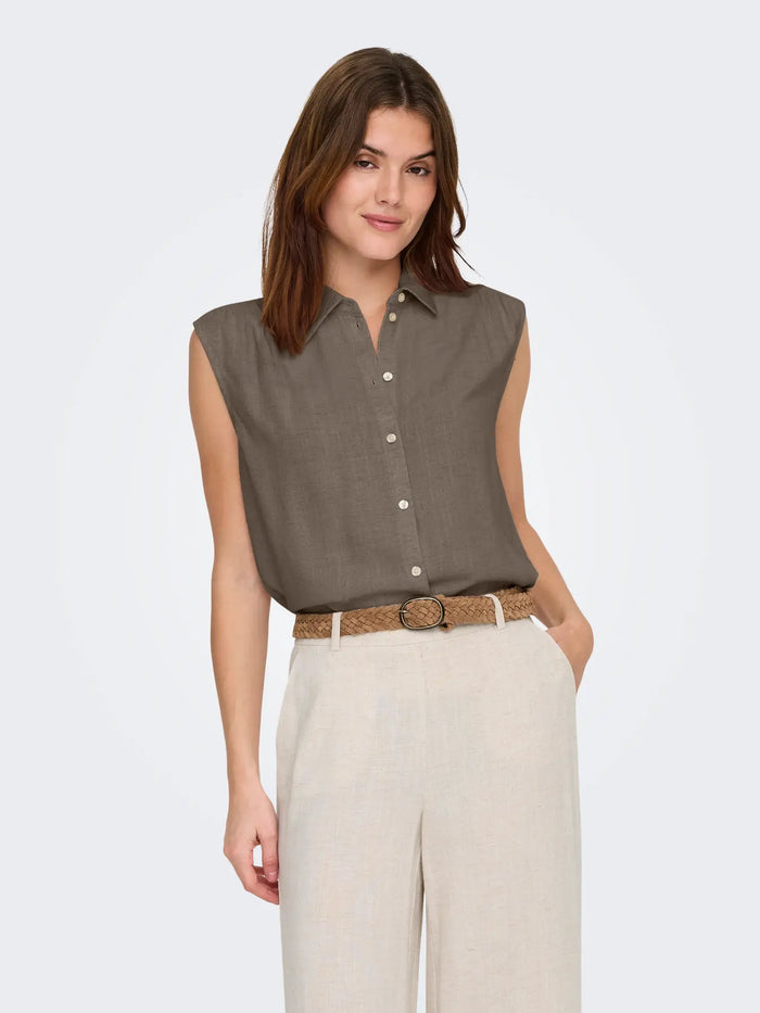 The Siesta Button Up Tank